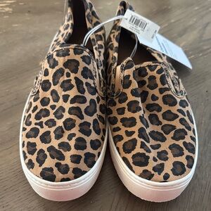 Old Navy Leopard Print Slip-On Sneakers in Brown and Black